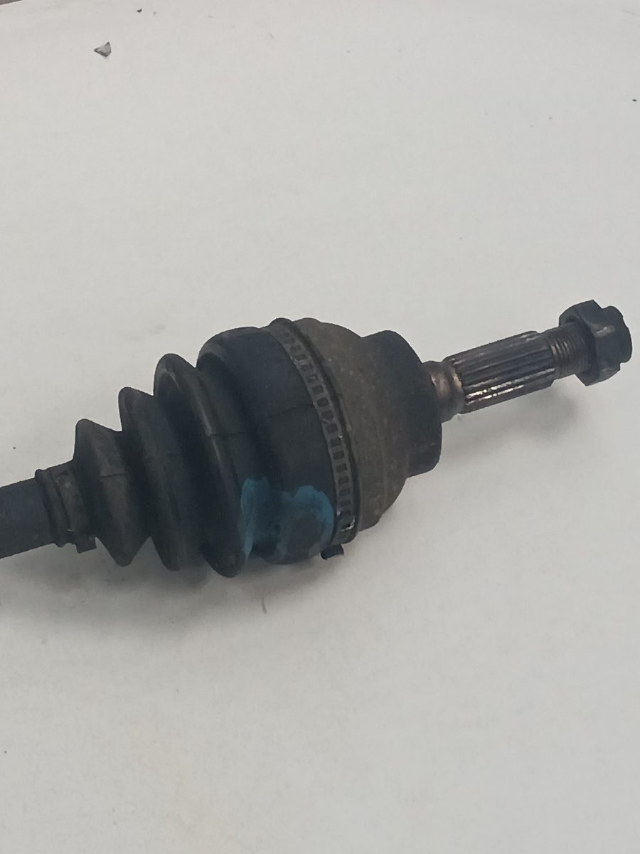 Semieje Delantero Derecho/Izquierdo Peugeot 205 Berlina 1983-1998 STYLE DIESEL