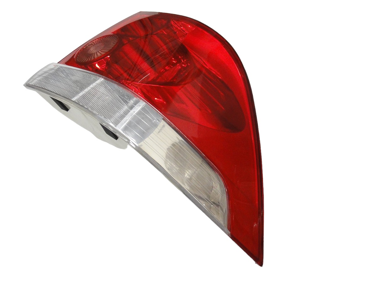 FARO TRASERO DERECHO CHEVROLET VECTRA SEDAN 06/