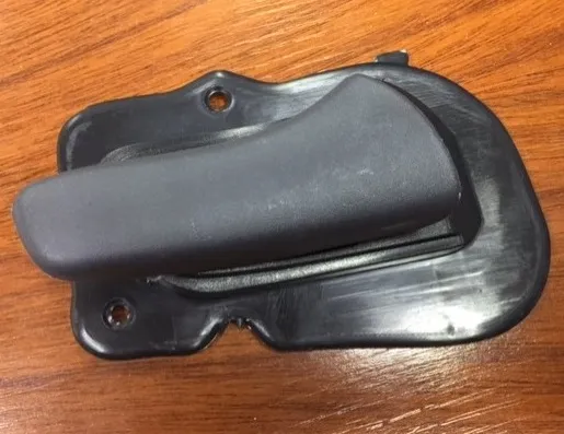 MANIJA INT DEL DER GM CORSA 94 (NEGRA)
