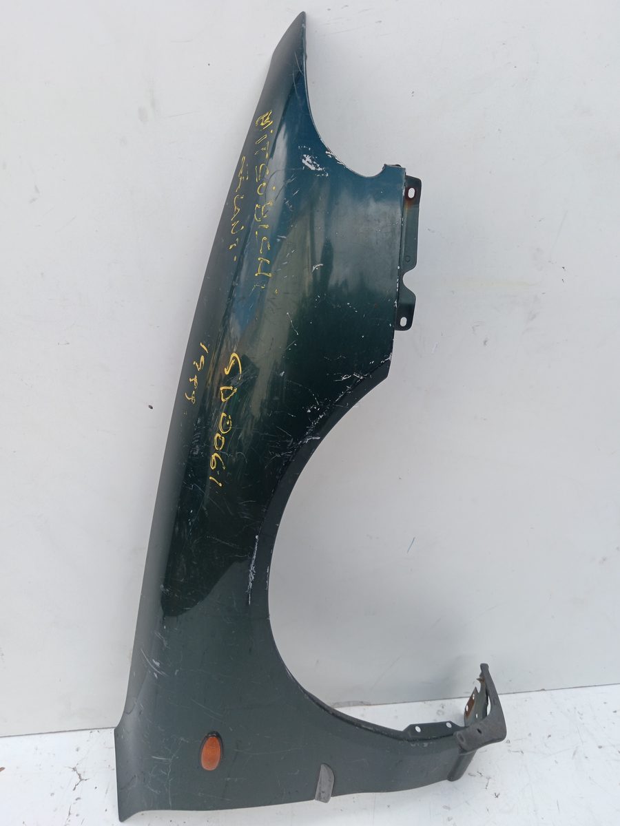Guardabarro Delantero Derecho Mitsubishi Galant Berlina (EA0) 1996-2004