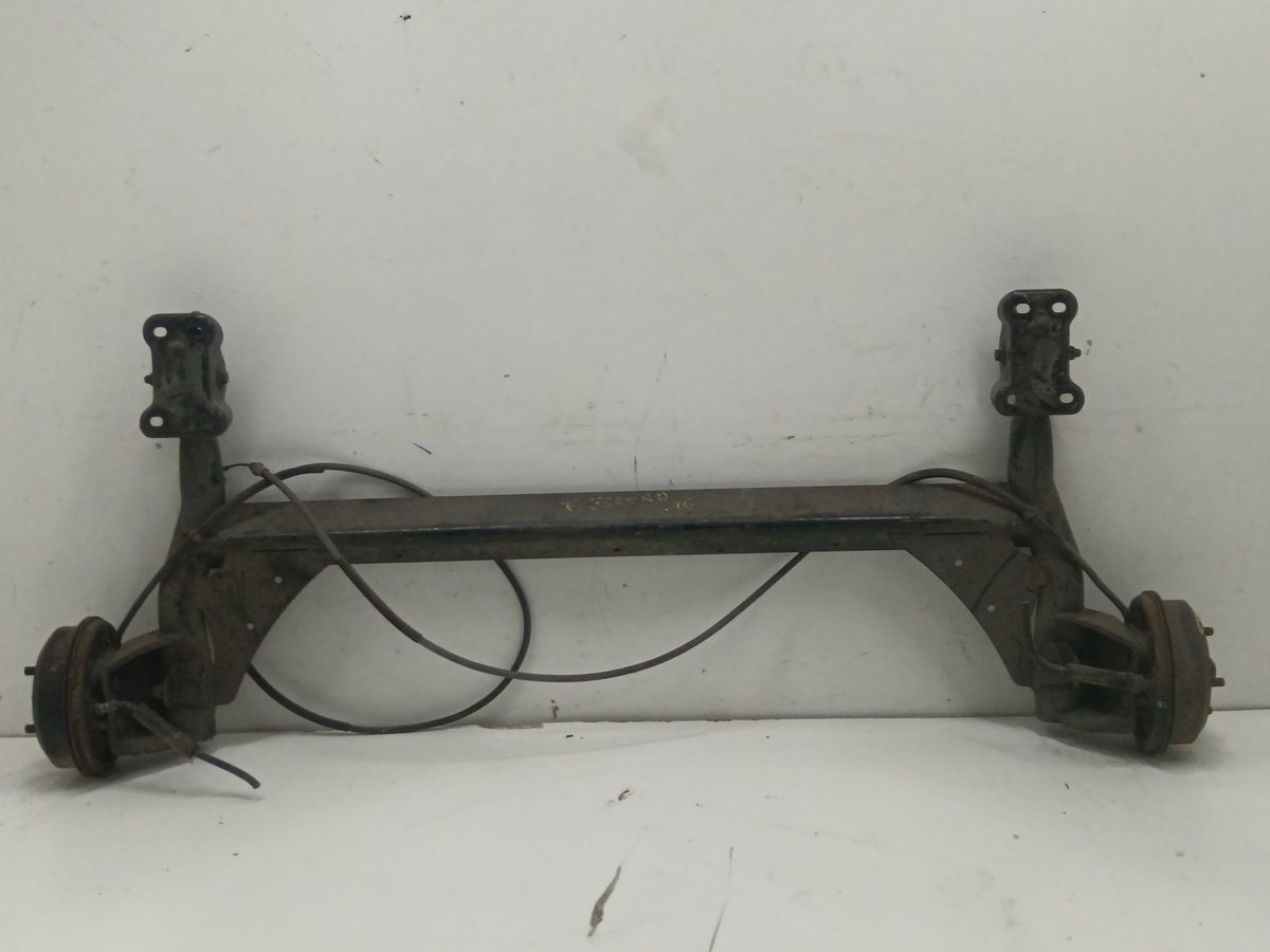 Puente Trasero Ford Escort Berl./turnier 1995-2000 1.6 16V CAT 1.6L 66kW