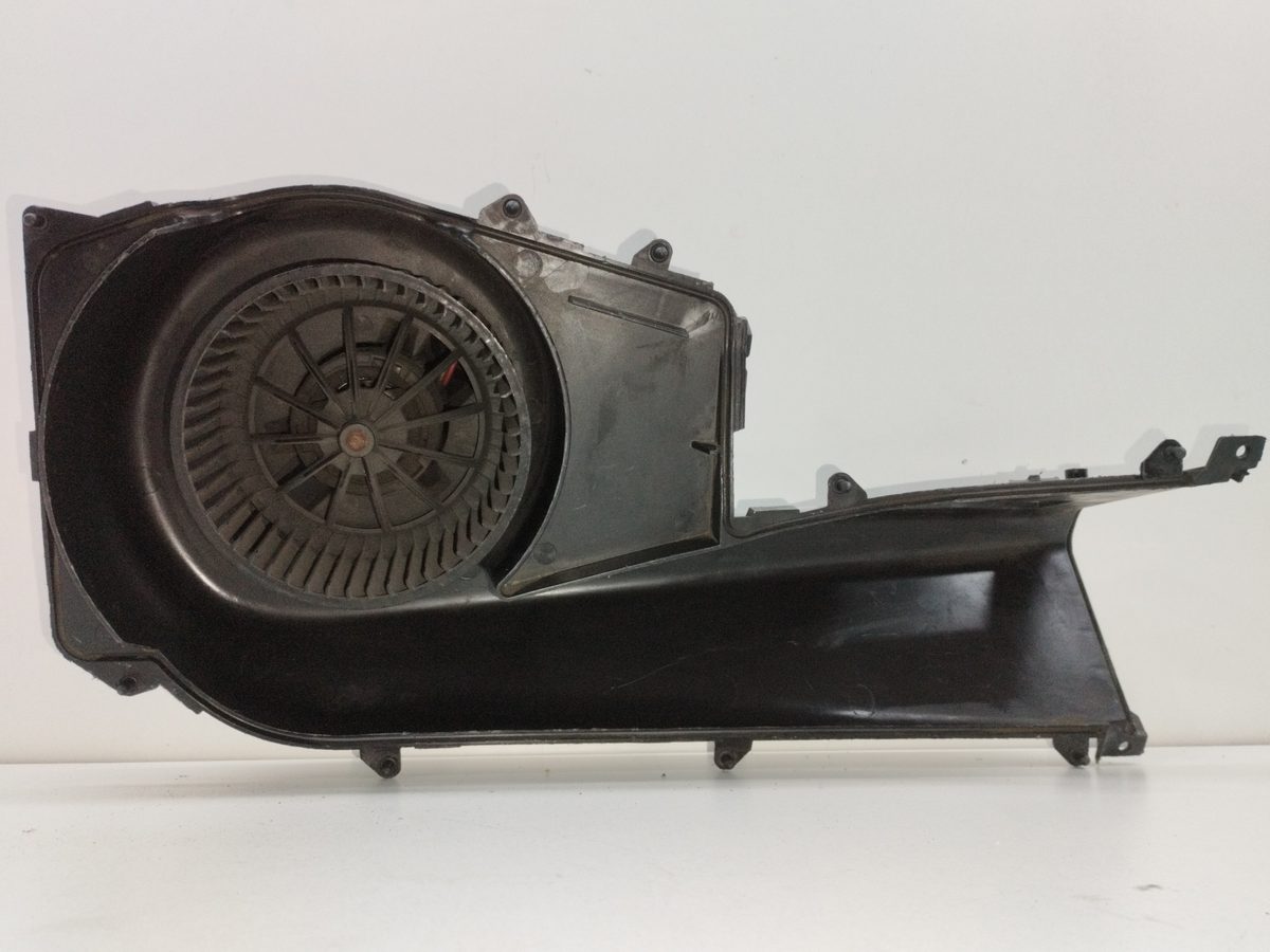 Motor Calefaccion Renault Twingo (CO6) 1993-2007 1.3 (C063/64) 1.3L 40kW 52466890