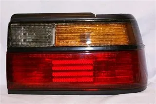 Faro trasero derecho