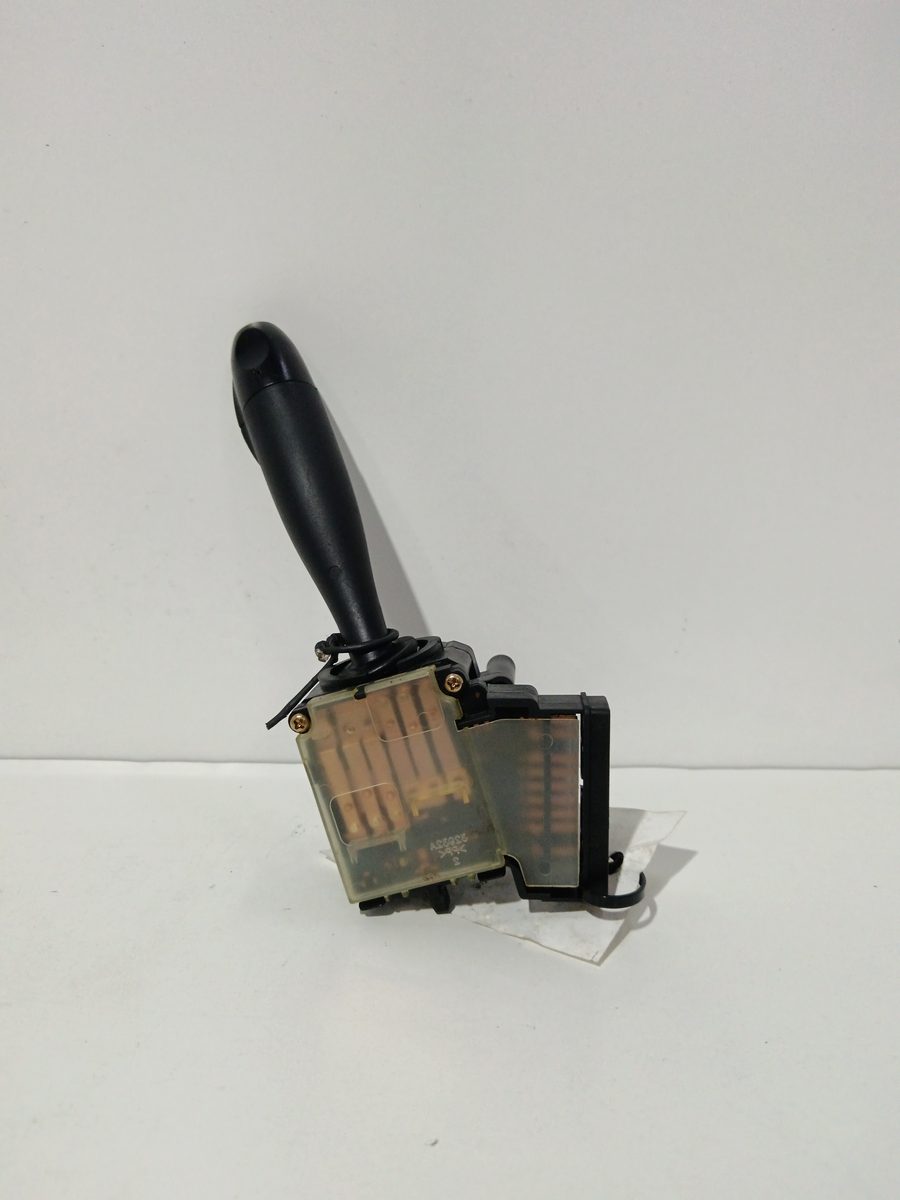 Llave de Luces Y Señalero Hyundai Accent (MC) 2006-2010 GL 1.4L 71kW 32932A
