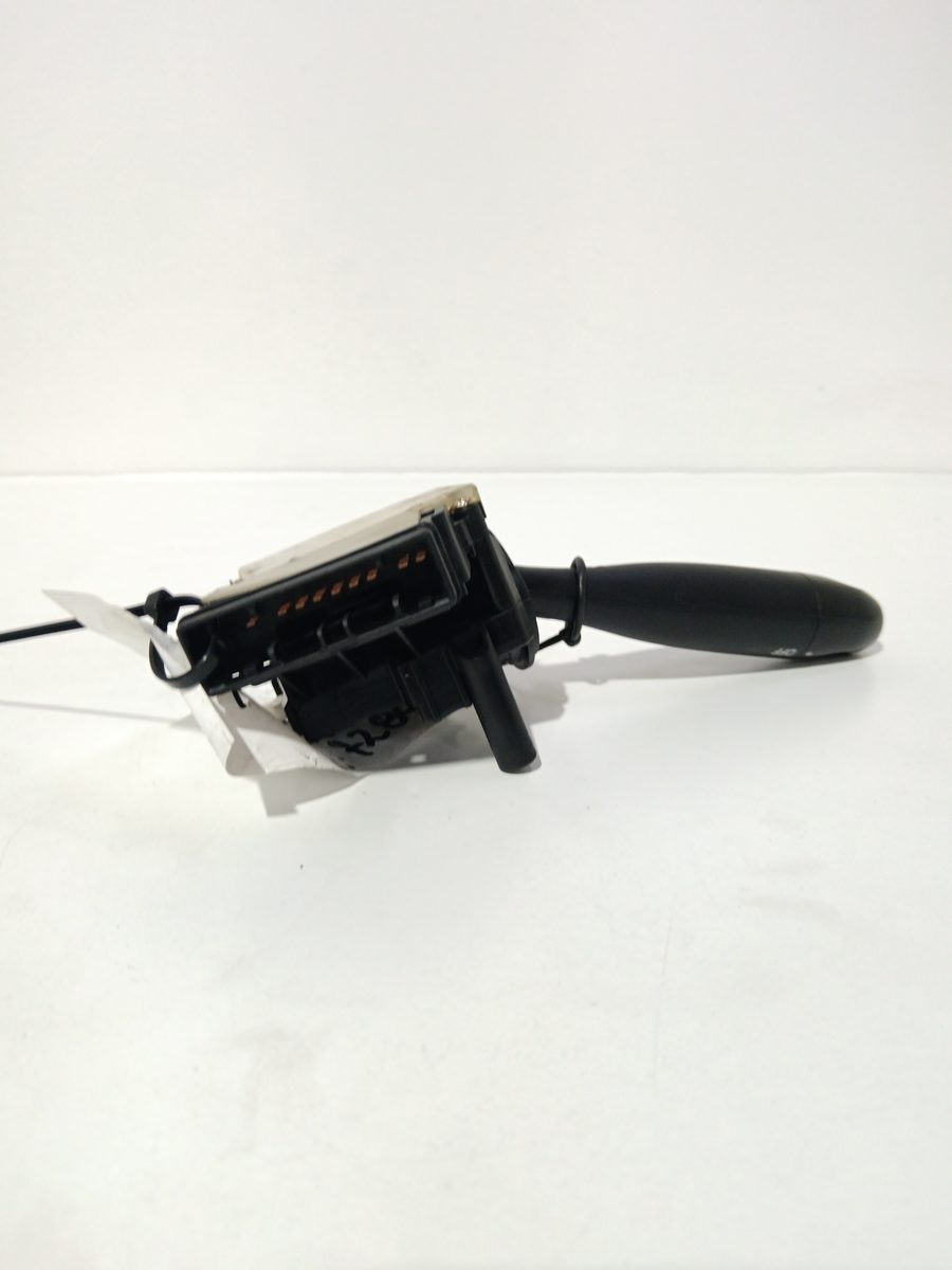 Llave de Luces Y Señalero Hyundai Accent (MC) 2006-2010 GL 1.4L 71kW 32932A