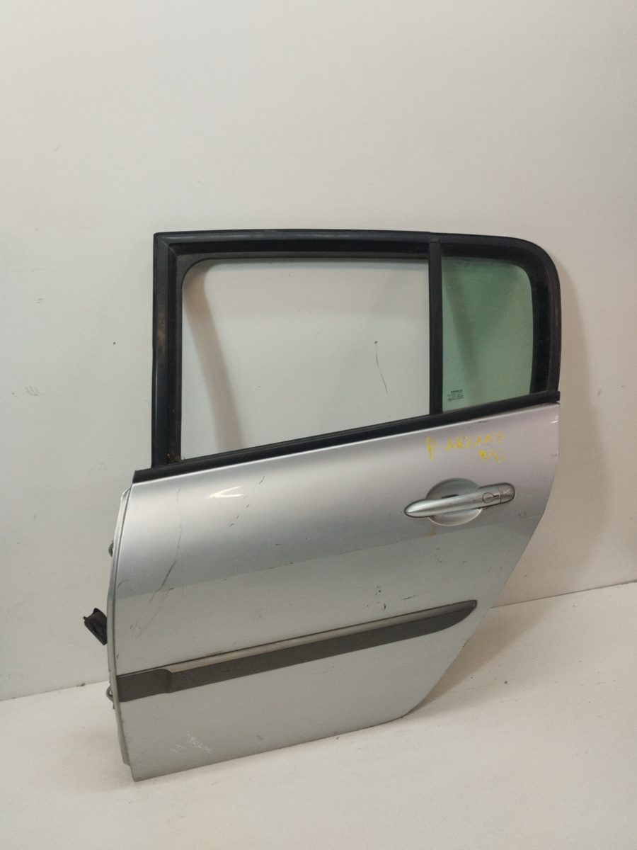 Puerta Trasera Izquierda Renault Megane II Berlina 5p 2002-2009 Confort Authentique