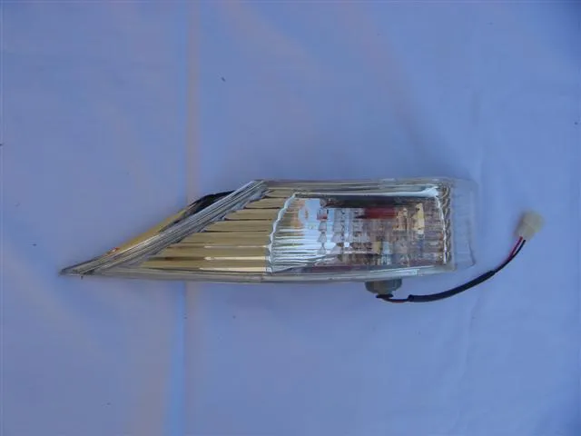 Faro delantero izquierdo