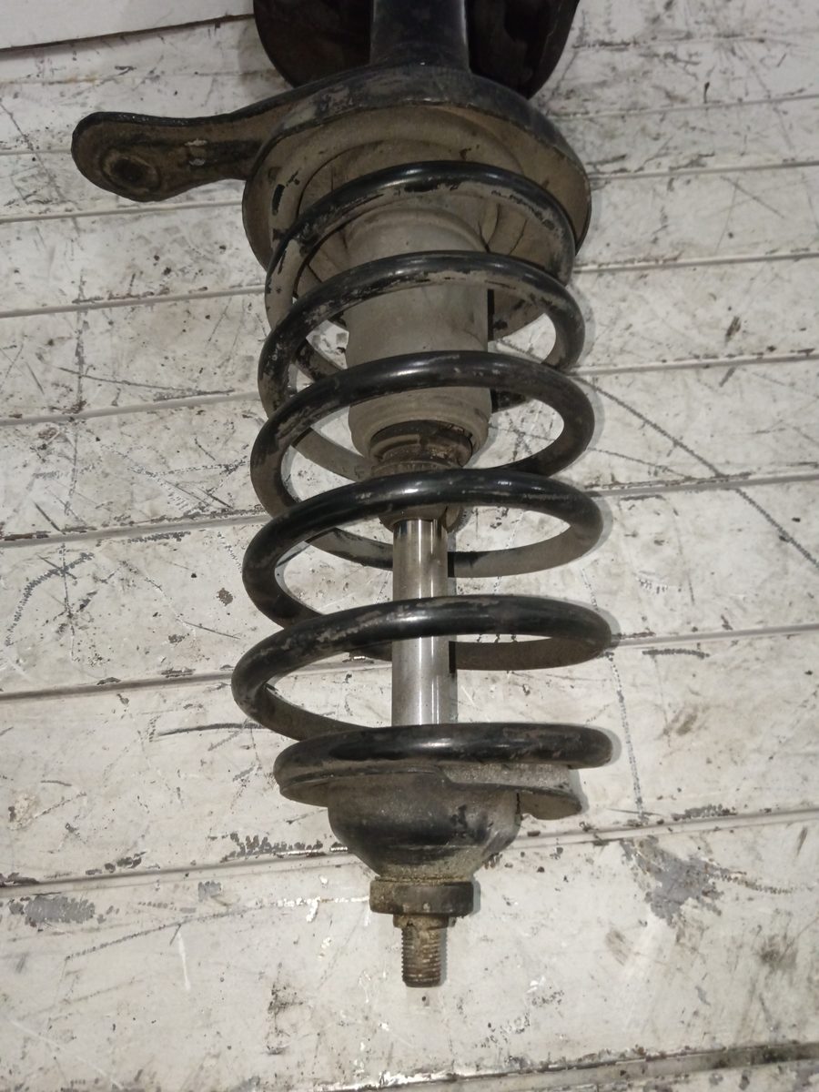 Mcpherson Delantero Derecho Volkswagen Santana (327) desde 1981 GX 855407253A