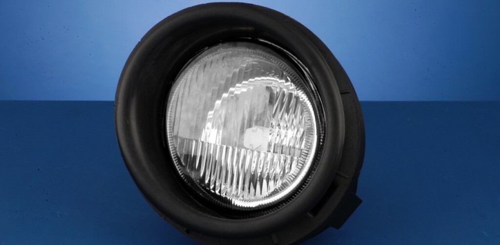 Faro auxiliar delantero izquierdo