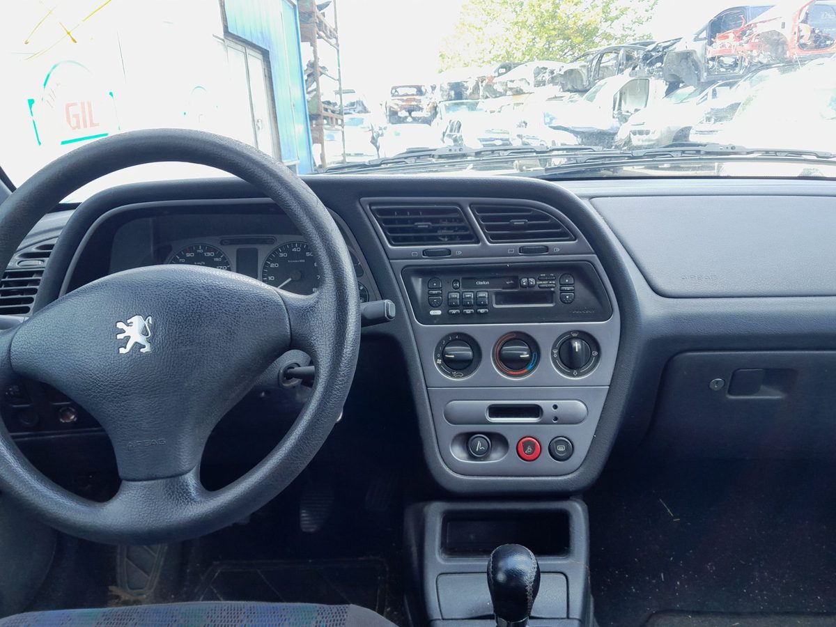 Amortiguadores Maletero / Porton Peugeot 306 Berlina 3/4/5 Puertas (S2) 1997-2003 XR