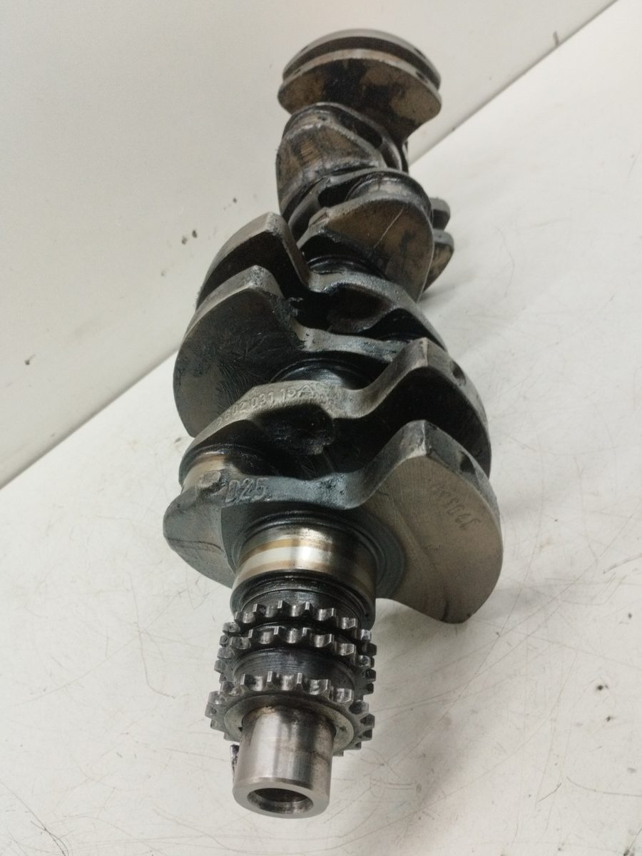 Cigueñal Mercedes-Benz Clase E (W124) Berlina 1984-1997 2.5 Diesel 2.5L 69kW 60203115A