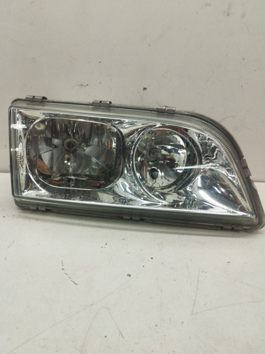 Faro Delantero Derecho Volvo V40 Familiar 1995-2005 00146907