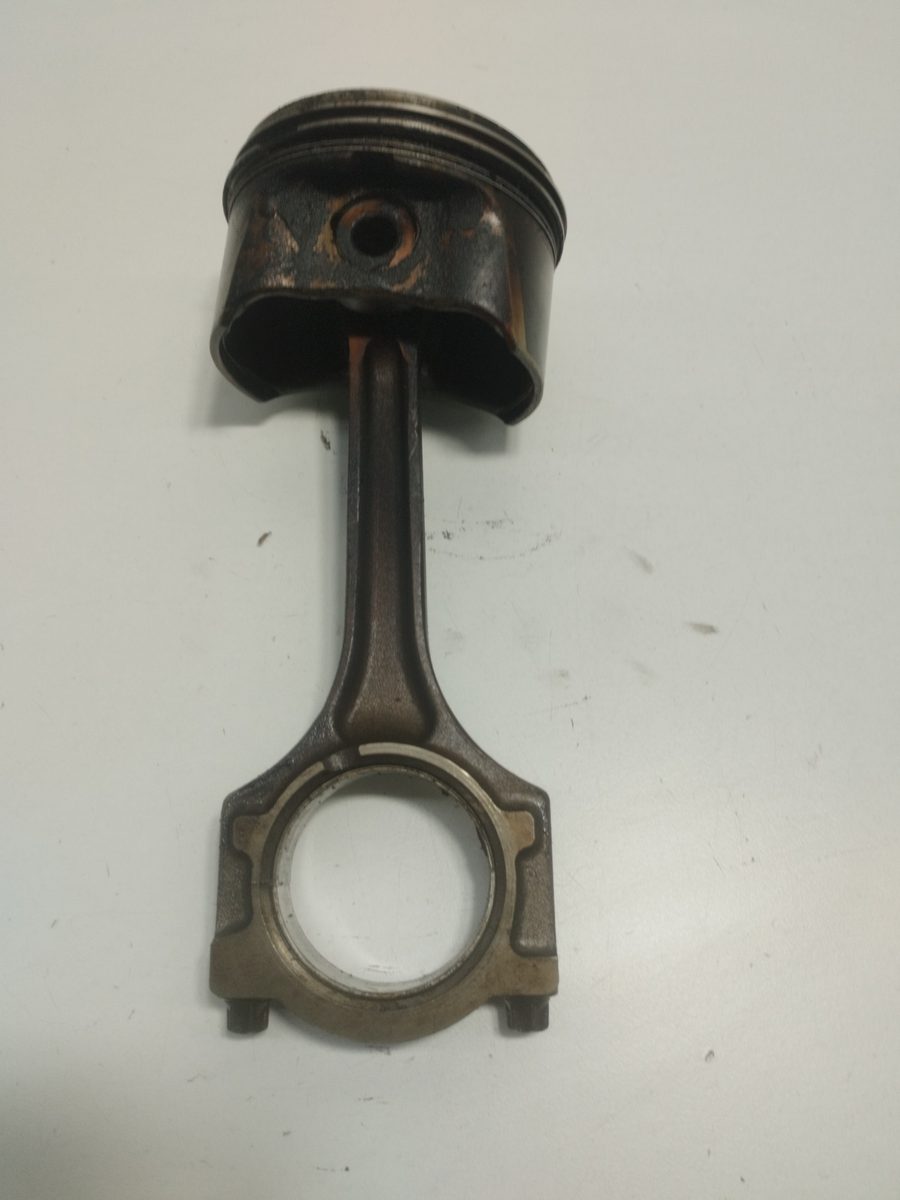 Piston Y Biela Ford Focus Turnier (CAK) 1998-2004 Ambiente 1.6L 74kW