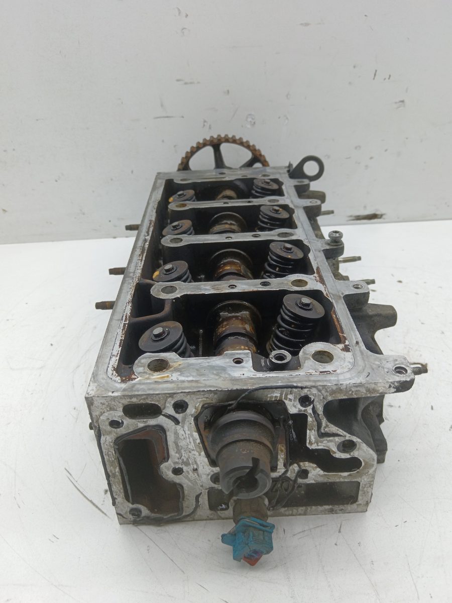 Tapa De Cilindros Peugeot 206 Berlina 1998-2010 XR 1.4L 55kW 9627748110