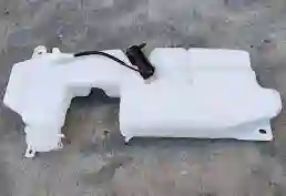 Tanque de líquido limpiaparabrisas con bomba
