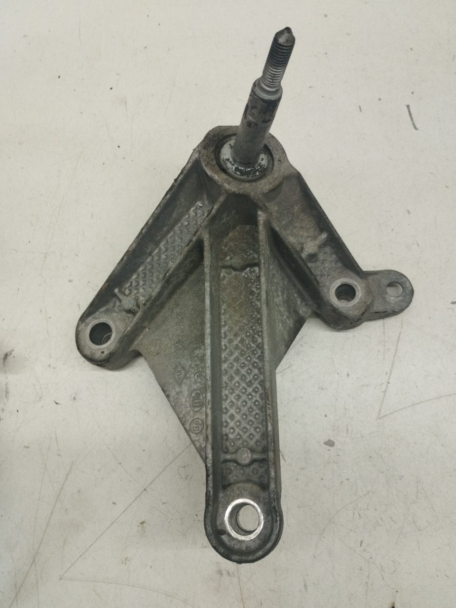 Soporte Caja De Cambios Renault Sandero Ii 2014-Actualidad * 8200048084