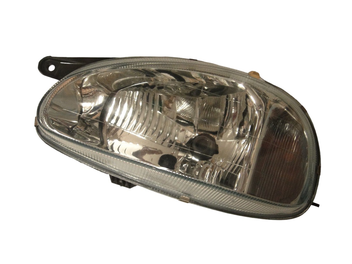 FARO SEMI OPTICO IZQUIERDO CHEVROLET CORSA 2001/2009