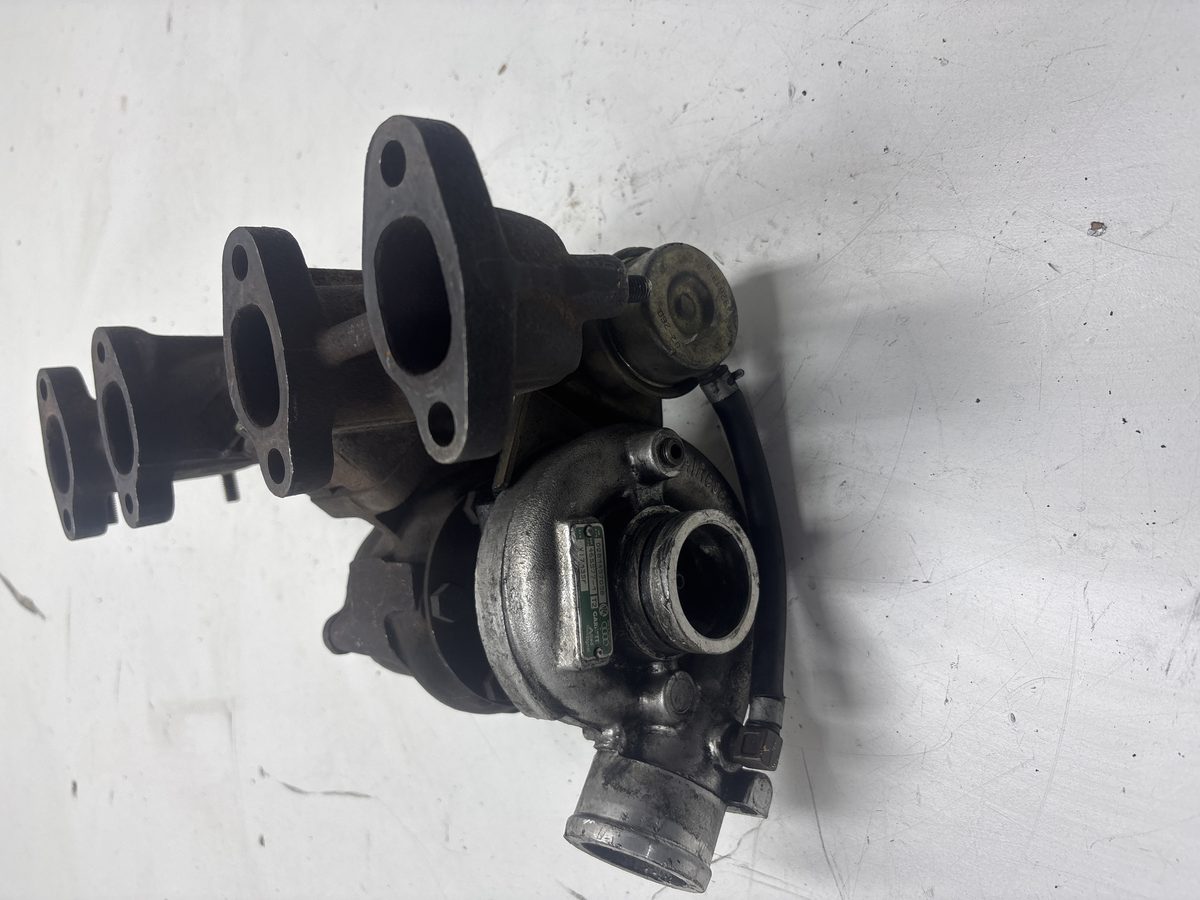 Turbocompresor Volkswagen Polo (9N1) 2001-2005 1.9 TDI 1.9L 74kW 028145703B