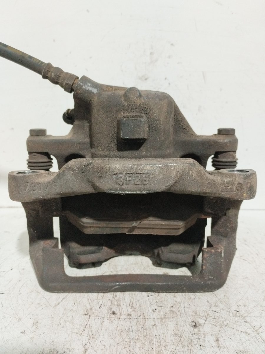 Mordaza de Freno Delantera Izquierda Renault Laguna (B56) 1998-2001 2.2 dT RXE LUCAS