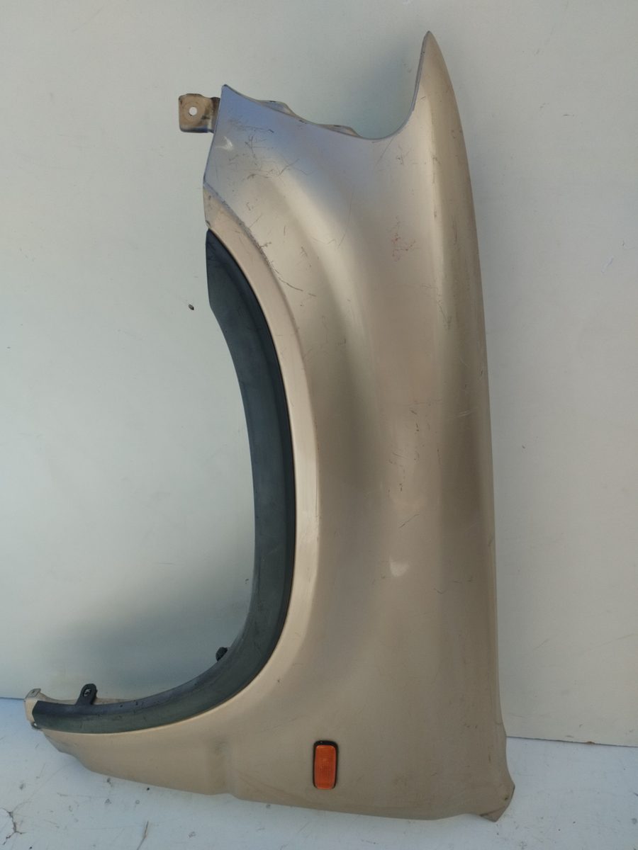 Guardabarro Delantero Izquierdo Honda Cr-v (RD1/3) 1997-2002 Luxury (RD1)