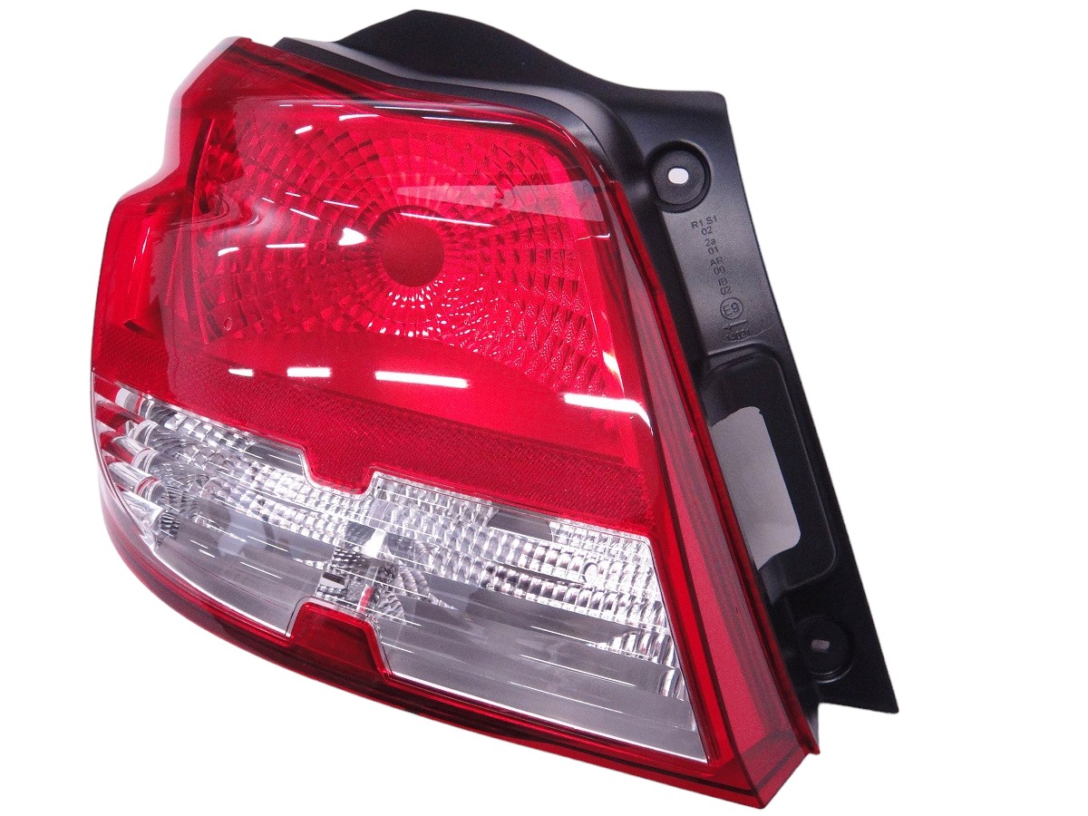 FARO TRASERO IZQUIERDO CHEVROLET ONIX LT 2013/17/JOY 2016/19