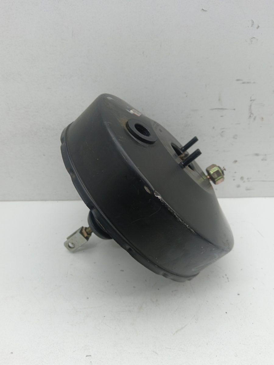 Servofreno Mitsubishi L 300 (P00) 1986-1999 Combi 2.5L 51kW 814030265909