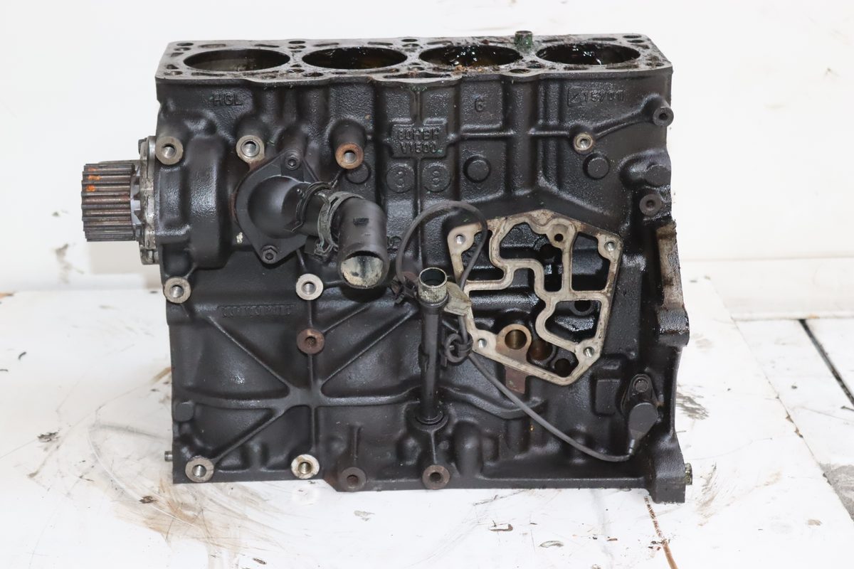 Block Volkswagen Golf Iv Berlina (1J1) 1997-2003 Conceptline 1.9L 66kW