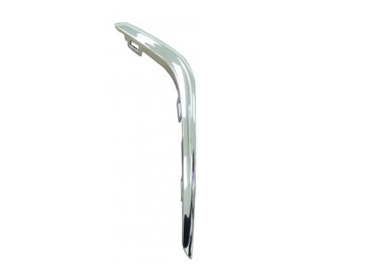 Moldura de paragolpes delantero