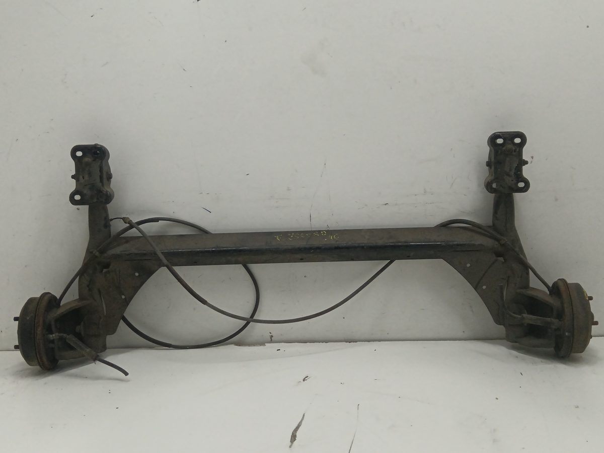 Puente Trasero Ford Escort Berlina 1986-1996 CL 1.6L 65kW