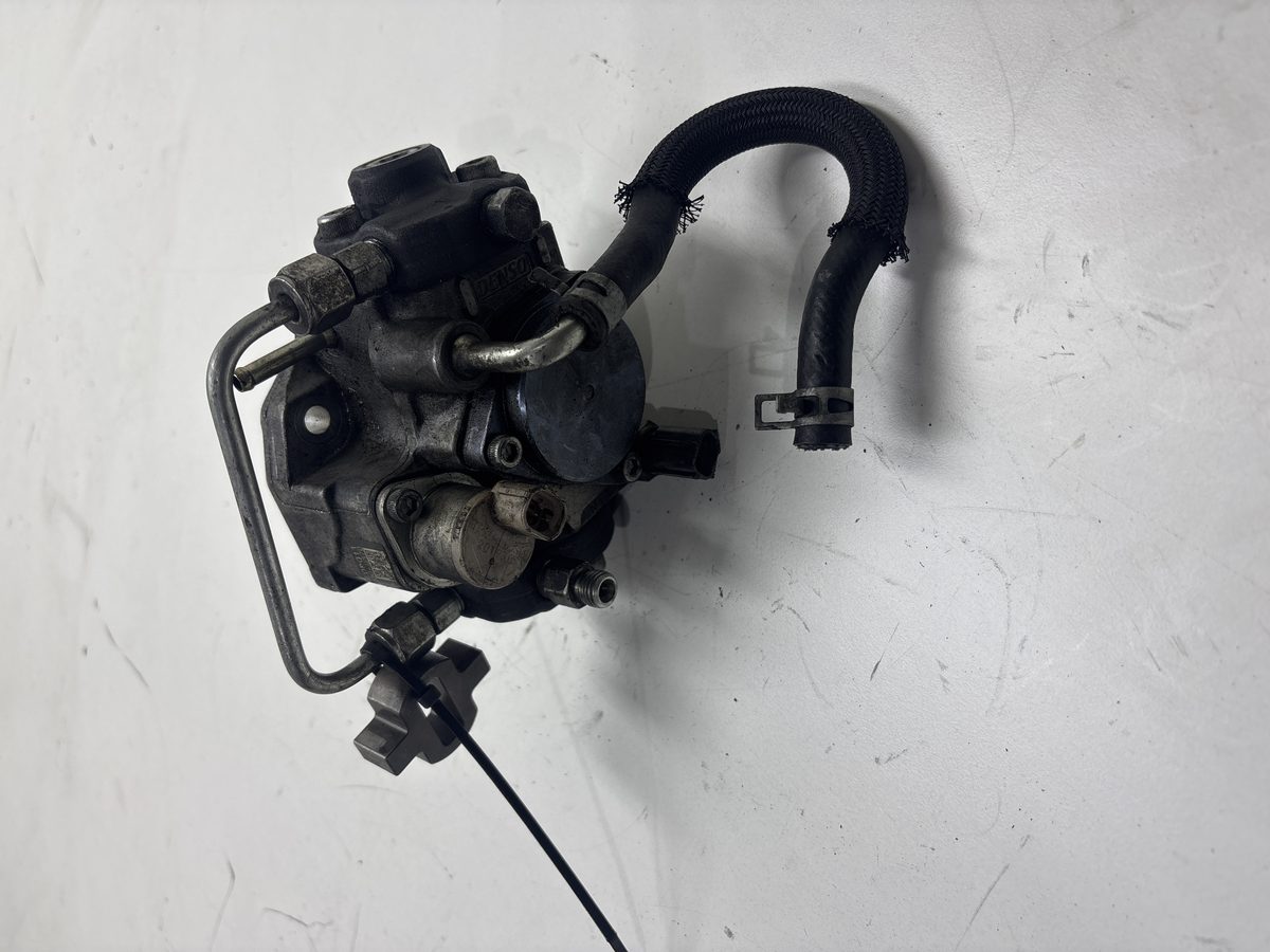 Bomba Inyeccion Toyota Corolla (E12) 2001-2007 2.0 Turbodiesel CAT 2.0L 85kW 221000R011