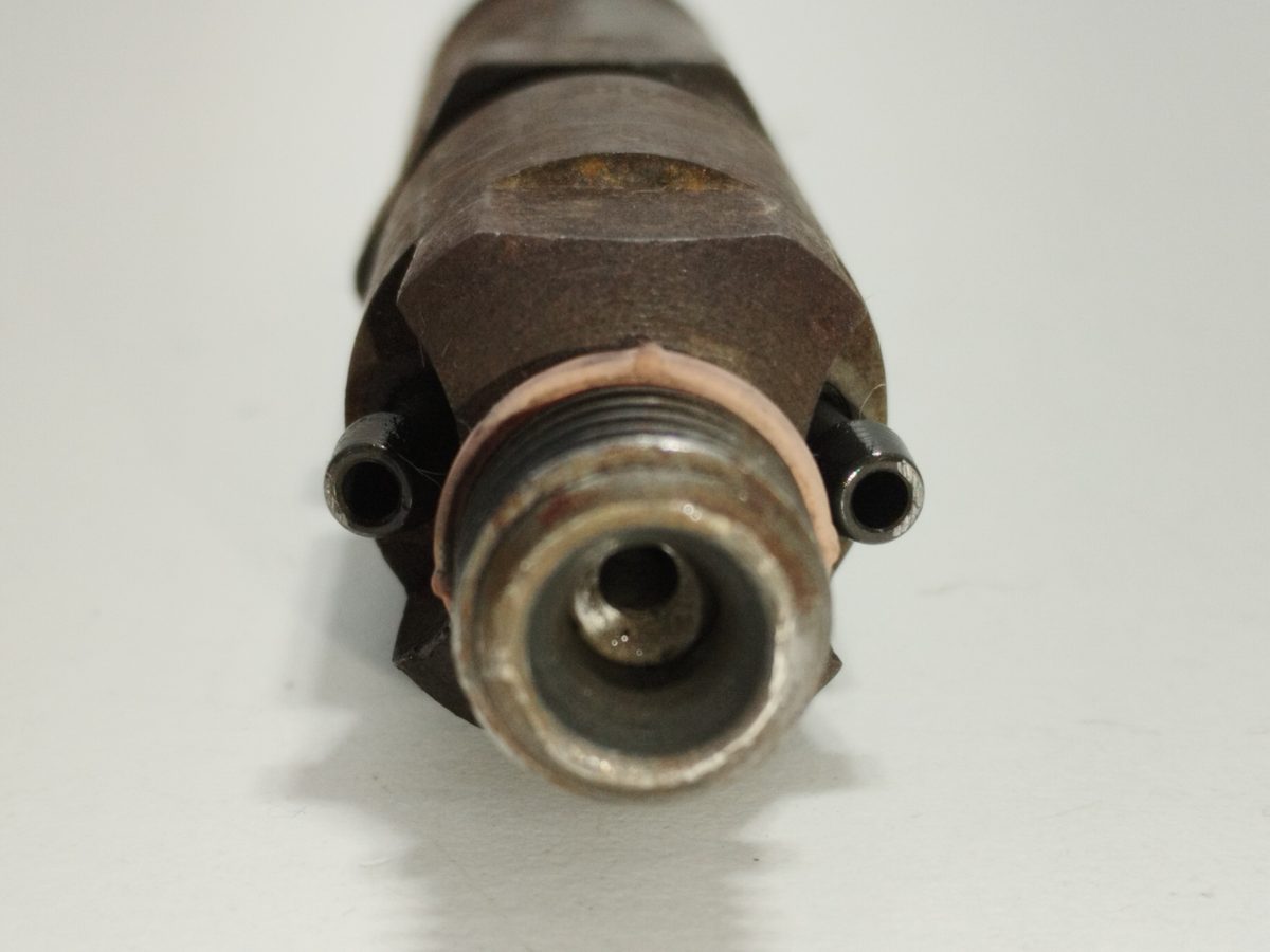 Inyector Citroën Saxo 1996-2000 1.5 Diesel CAT (VJY. VJZ / TUD5) 1.5L 40kW LDC010R01B