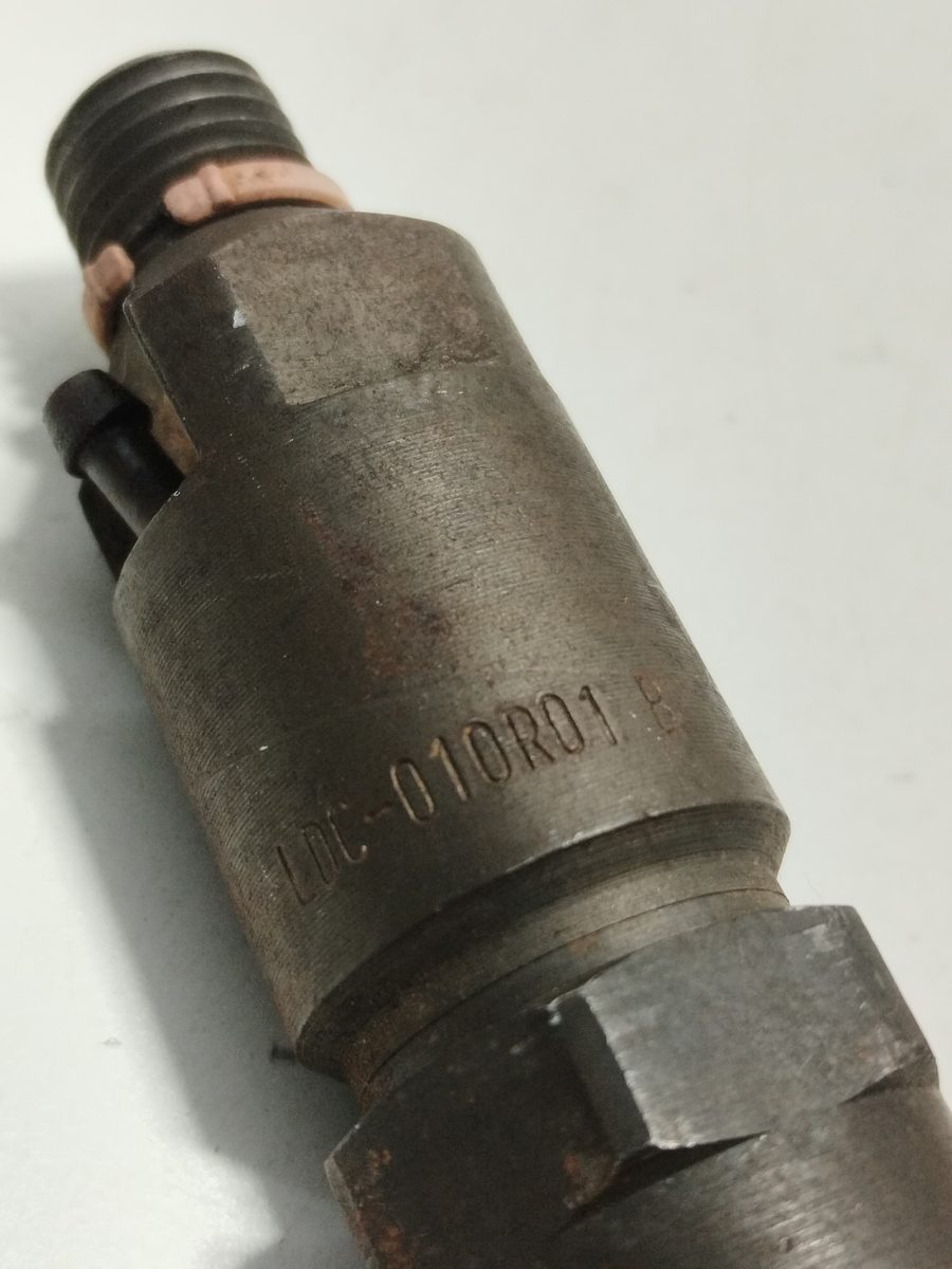 Inyector Citroën Saxo 1996-2000 1.5 Diesel CAT (VJY. VJZ / TUD5) 1.5L 40kW LDC010R01B