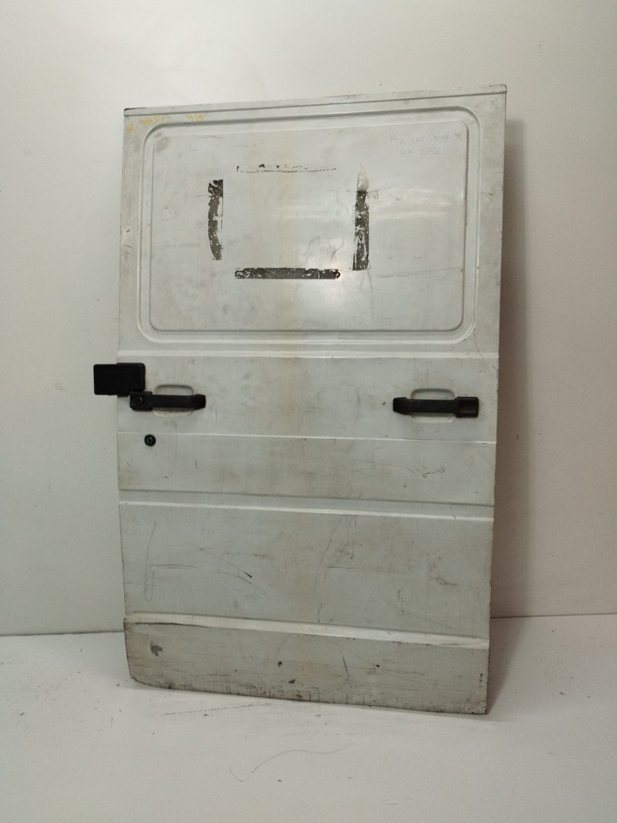 Puerta Lateral Corredera Izquierda Renault Trafic Caja Cerrada (ab 4.01) 2001-Actualidad