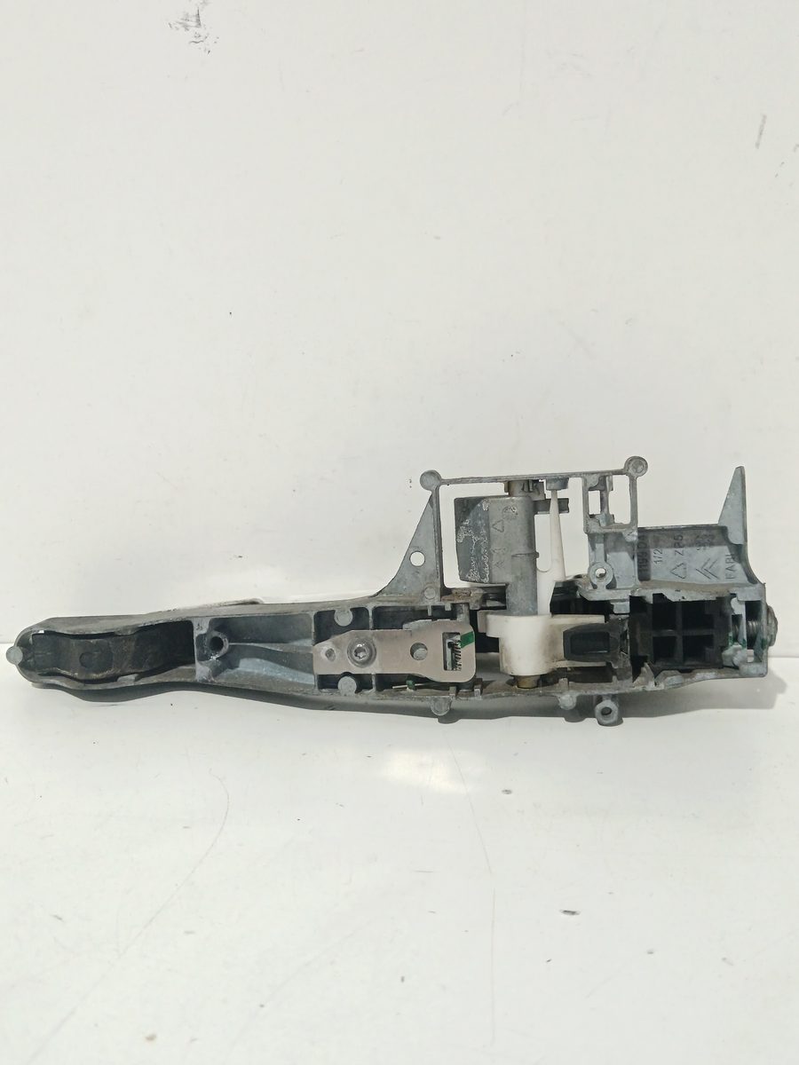 Manija Exterior Delantera Derecha Peugeot 207 2006-2012 Premium
