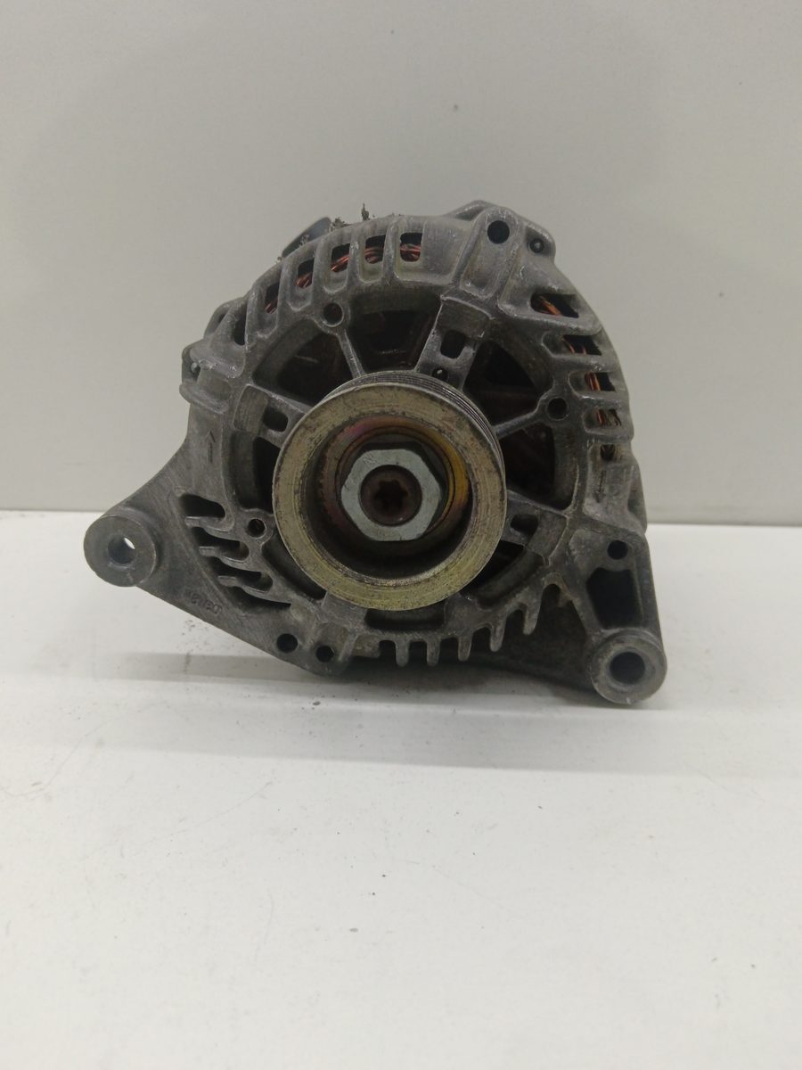 Alternador Peugeot 106 (S2) 1996-2004 1,4 1.4L 55kW 2542525A