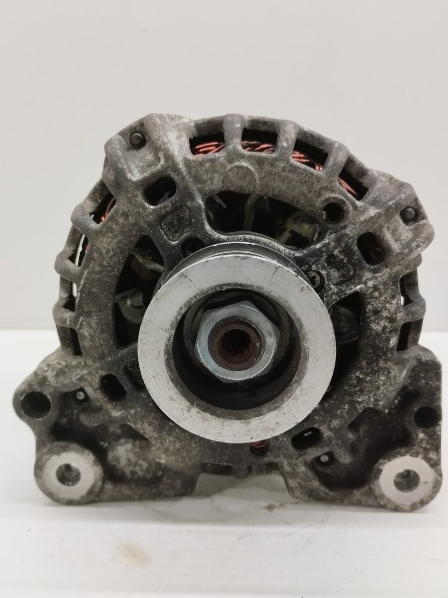 Alternador Volkswagen Up! (121) 2011-2016 * 04C903023B