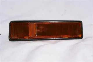 Faro de guardabarro derecho