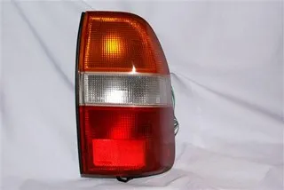 FAROL TRA DER MITSUBISHI L200 97 DEPO