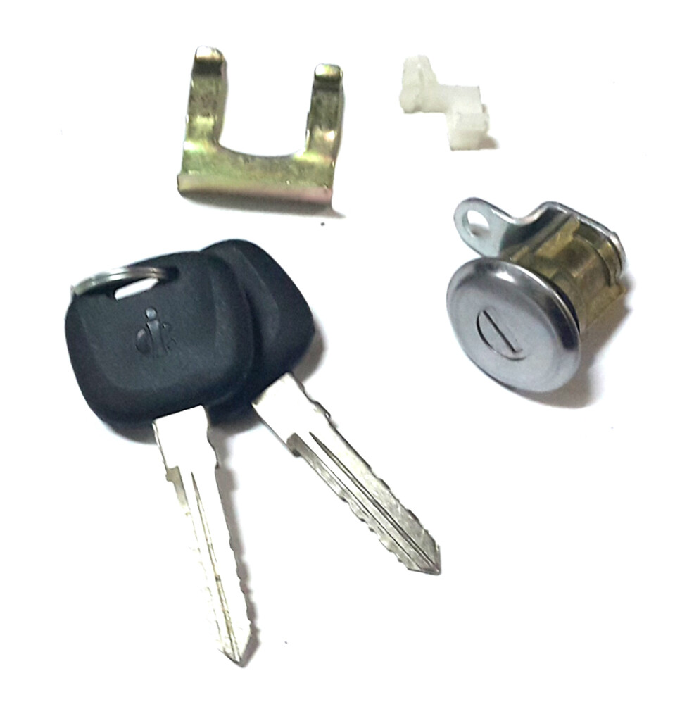 CERRADURAS Y PARTES MARUTI CILINDRO PUERTA DEL. C/LLAVE MARUTI 800 94/