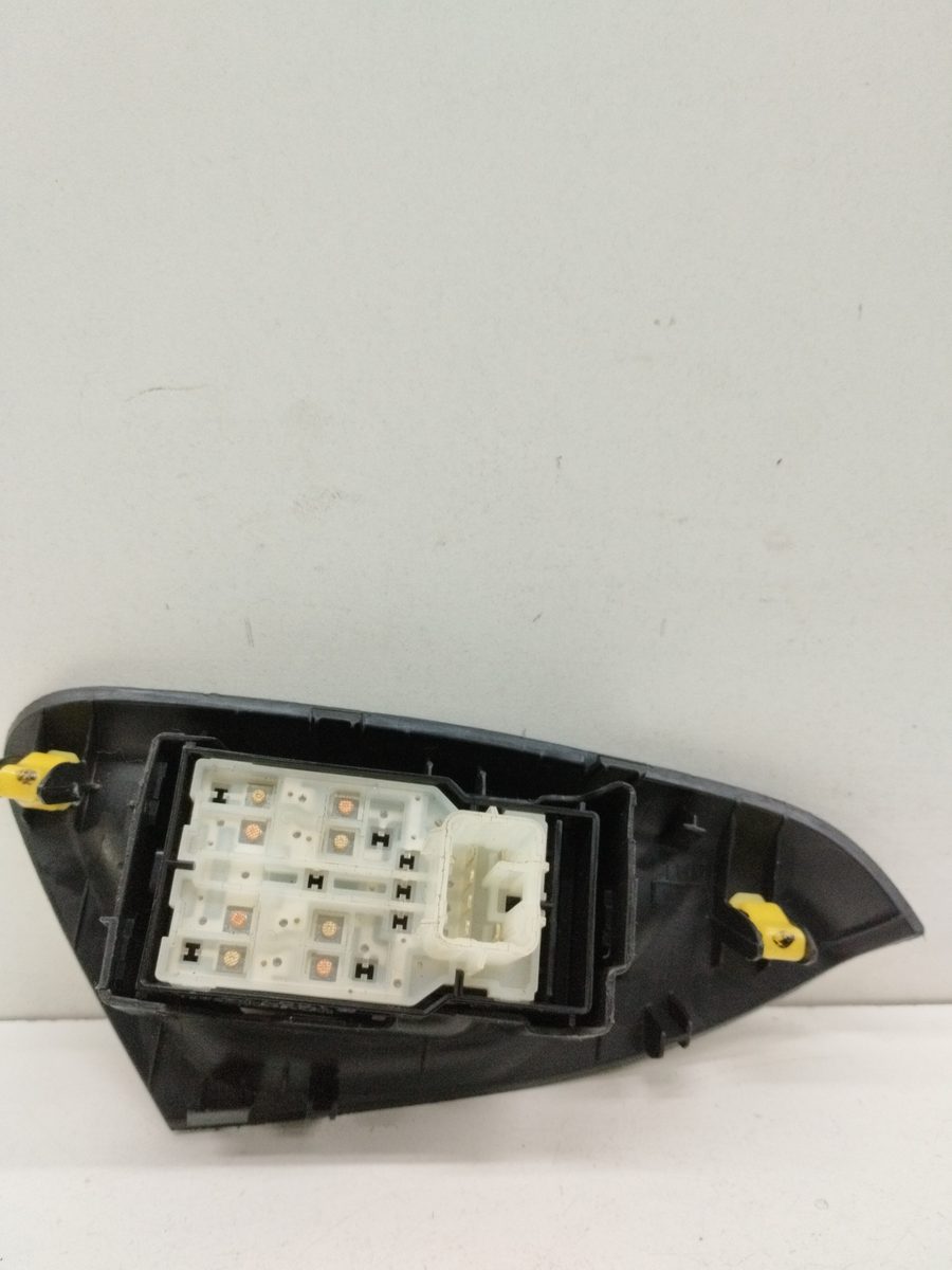 Comando Alza Cristal Peugeot 108 2019-Actualidad Active 1.2L 60kW 193114