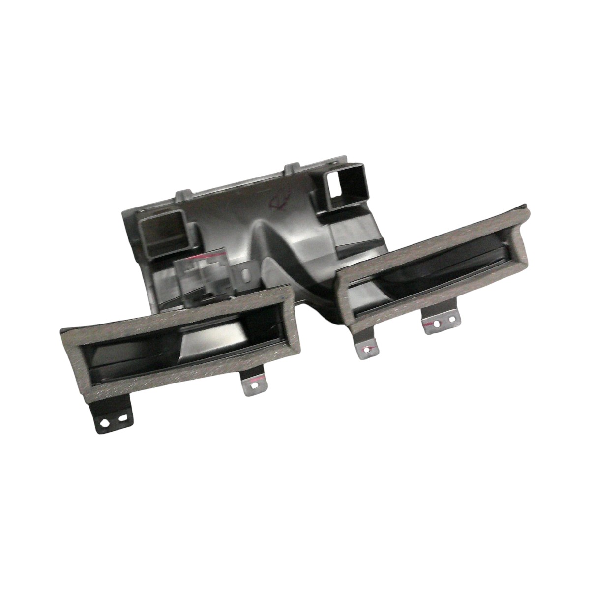 DUCTO SALIDA CENTRAL SUP AIRE HABITAC CH TRACKER 2021/2025