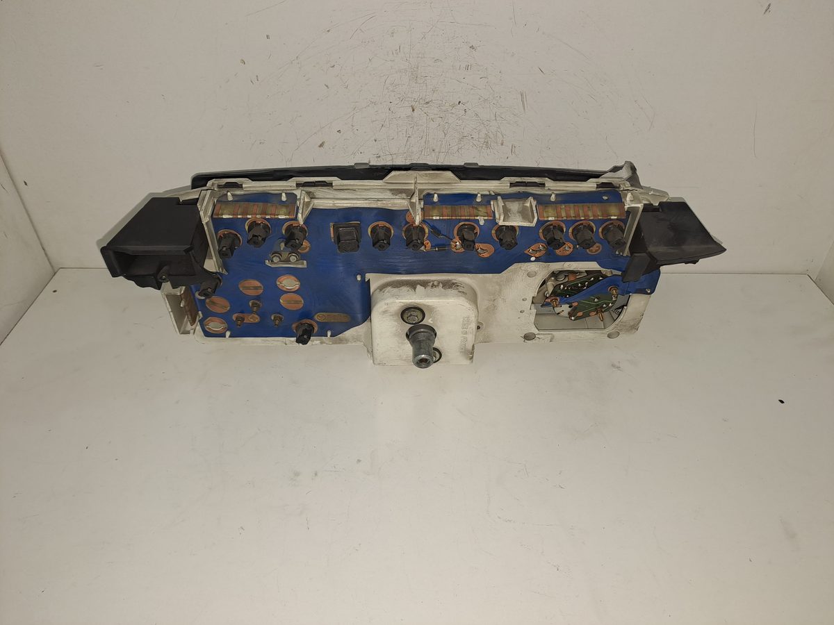 Tablero de Instrumentos Peugeot 205 Berlina 1983-1998 1.8 D Generation 1.8L 43kW 2768611