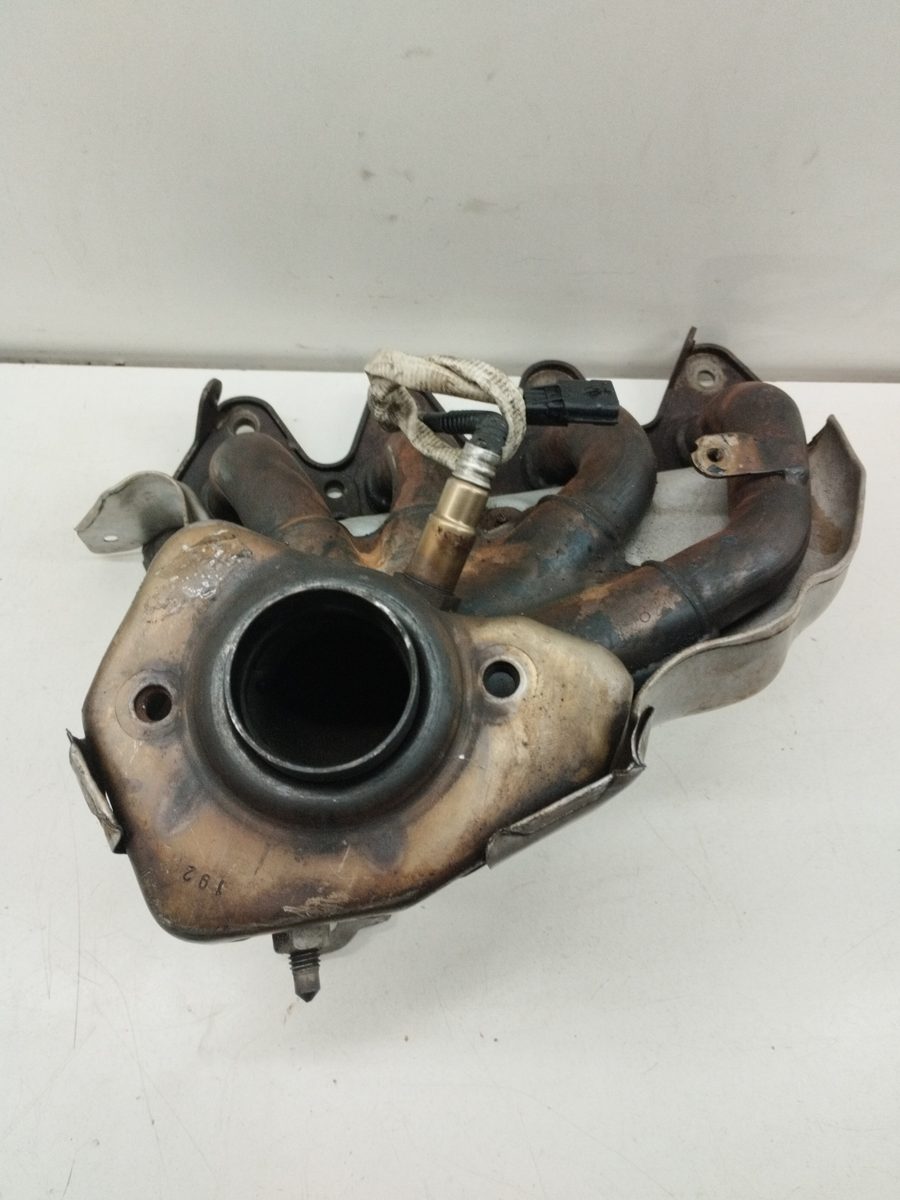 Multiple Escape Renault Megane Iii Berlina 5 P 2008-2016 Expression 1.6L 74kW 8200487350