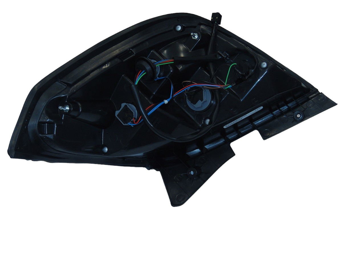 FARO TRASERO IZQUIERDO CHEVROLET CAPTIVA 2013/