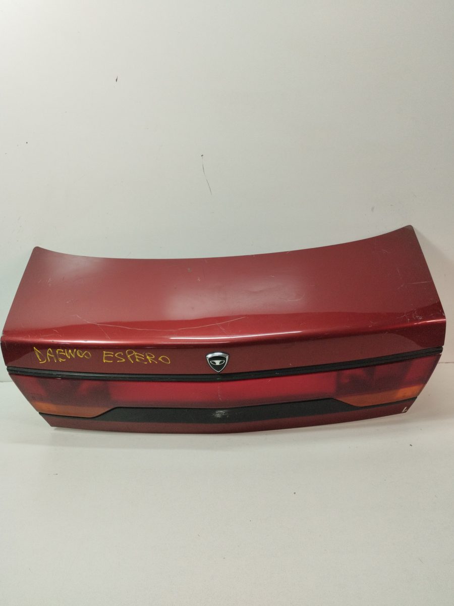 Tapa Baul Daewoo Aranos 1995-1999 Abaco