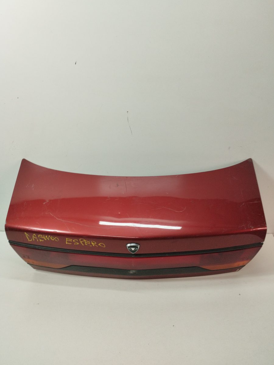 Tapa Baul Daewoo Aranos 1995-1999 Abaco