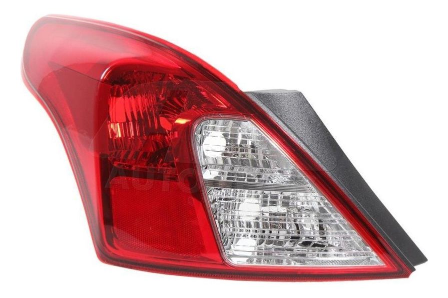 Faro Trasero Nissan Versa 2012 A 2019 Izquierdo