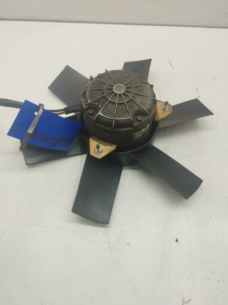Electroventilador Ford Fiesta Berlina (DX) 1999-2002 1.8 Diesel CAT 1.8L 44kW 86AB8600AA