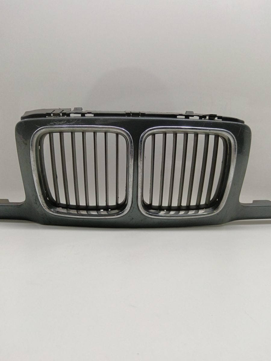 Careta BMW Serie 5 Berlina (E34) desde 1988 HFBM3300201