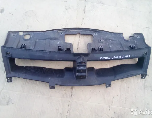 Soporte interior de careta Suzuki Grand Vitara